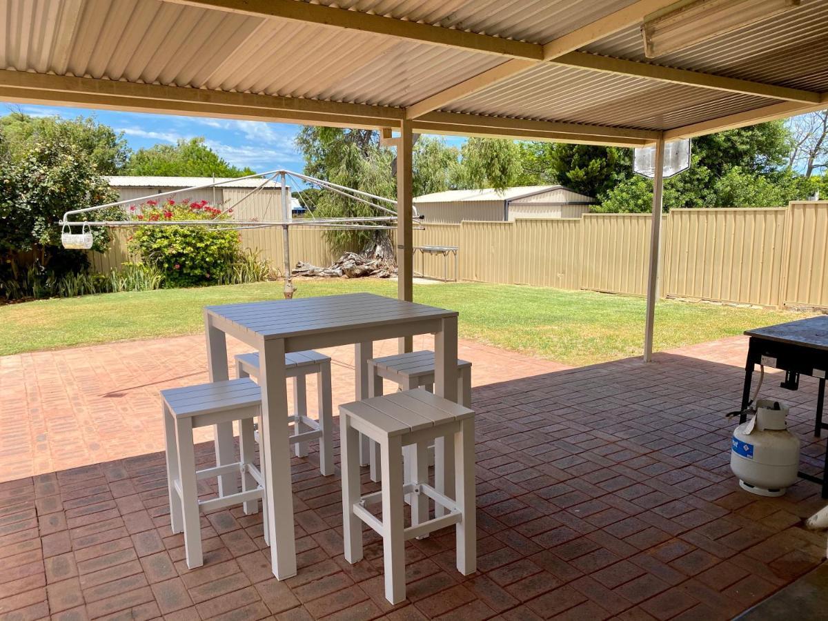 Central Views Jurien Bay Exterior foto