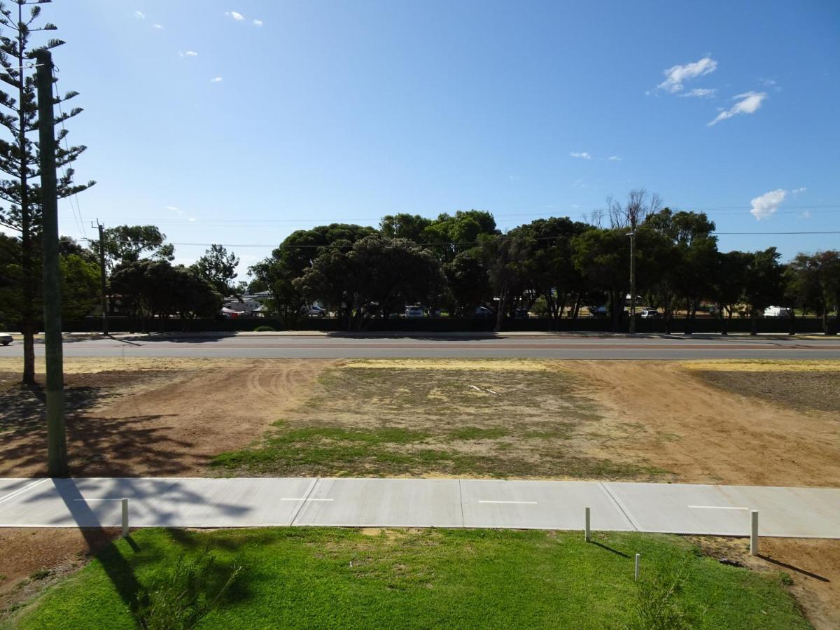 Central Views Jurien Bay Exterior foto