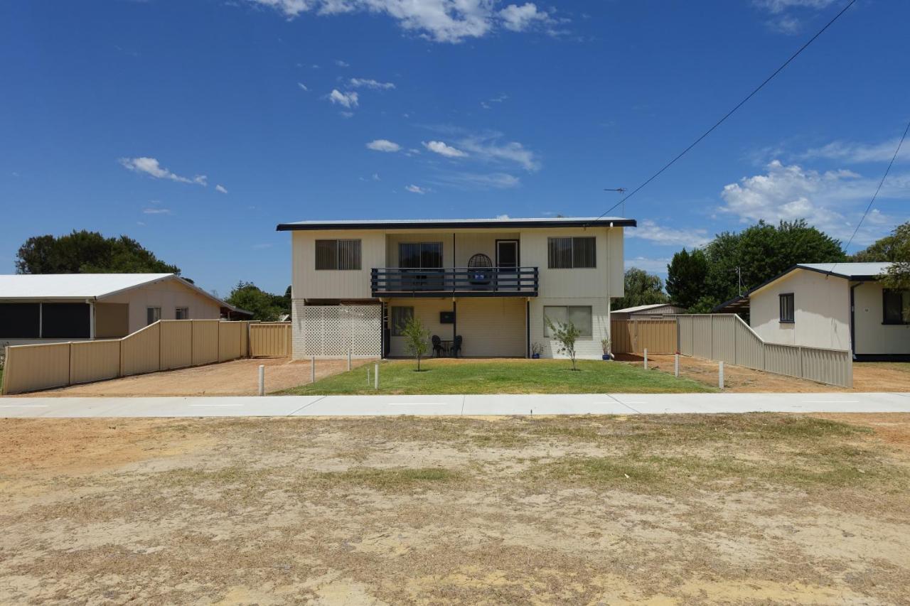 Central Views Jurien Bay Exterior foto